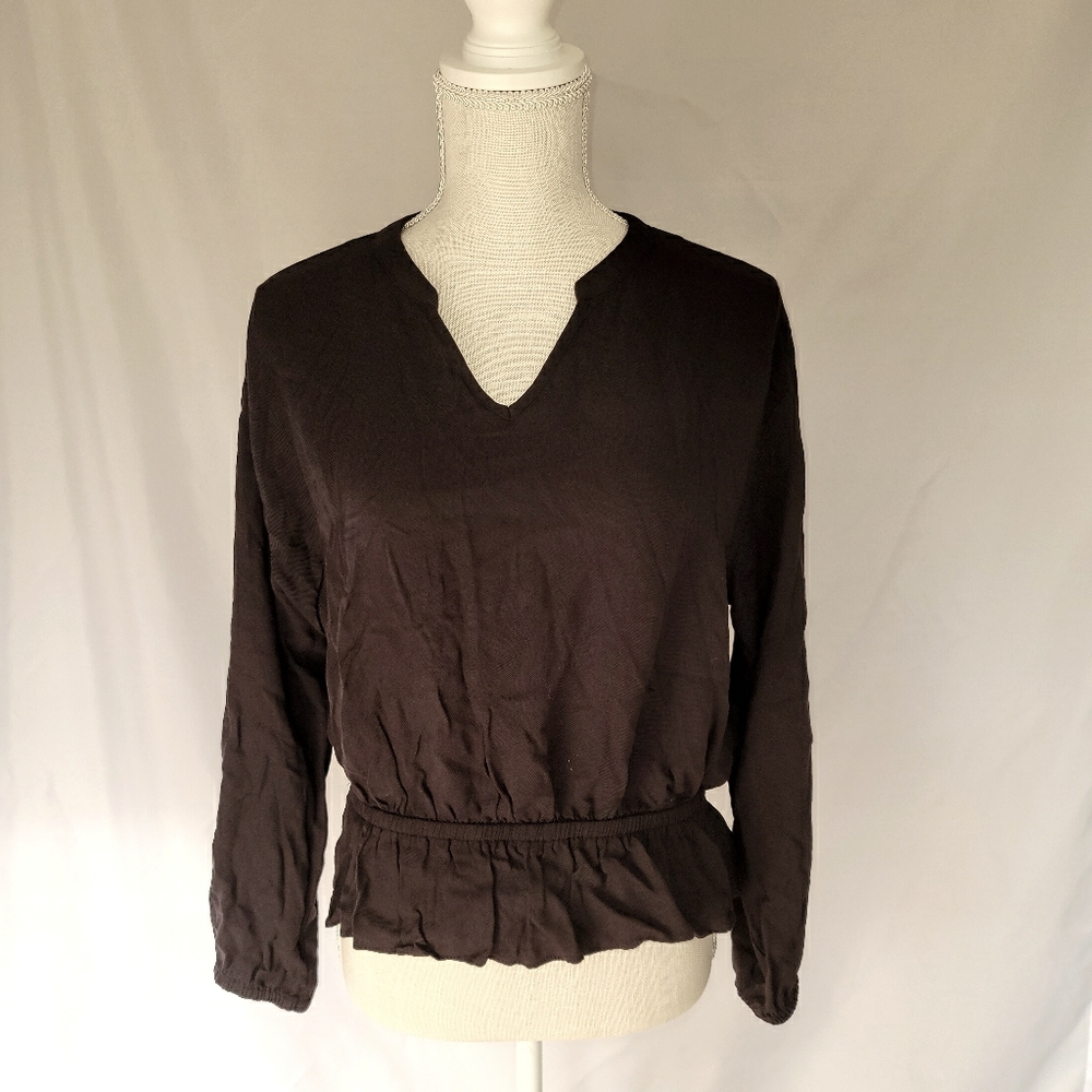 Jennifer Lopez Long Sleeve V Neck Black Shirt
